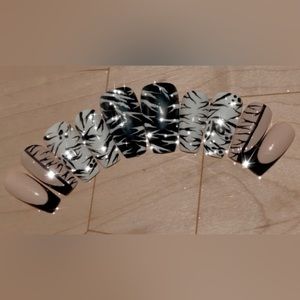 Zebra Print Press ons